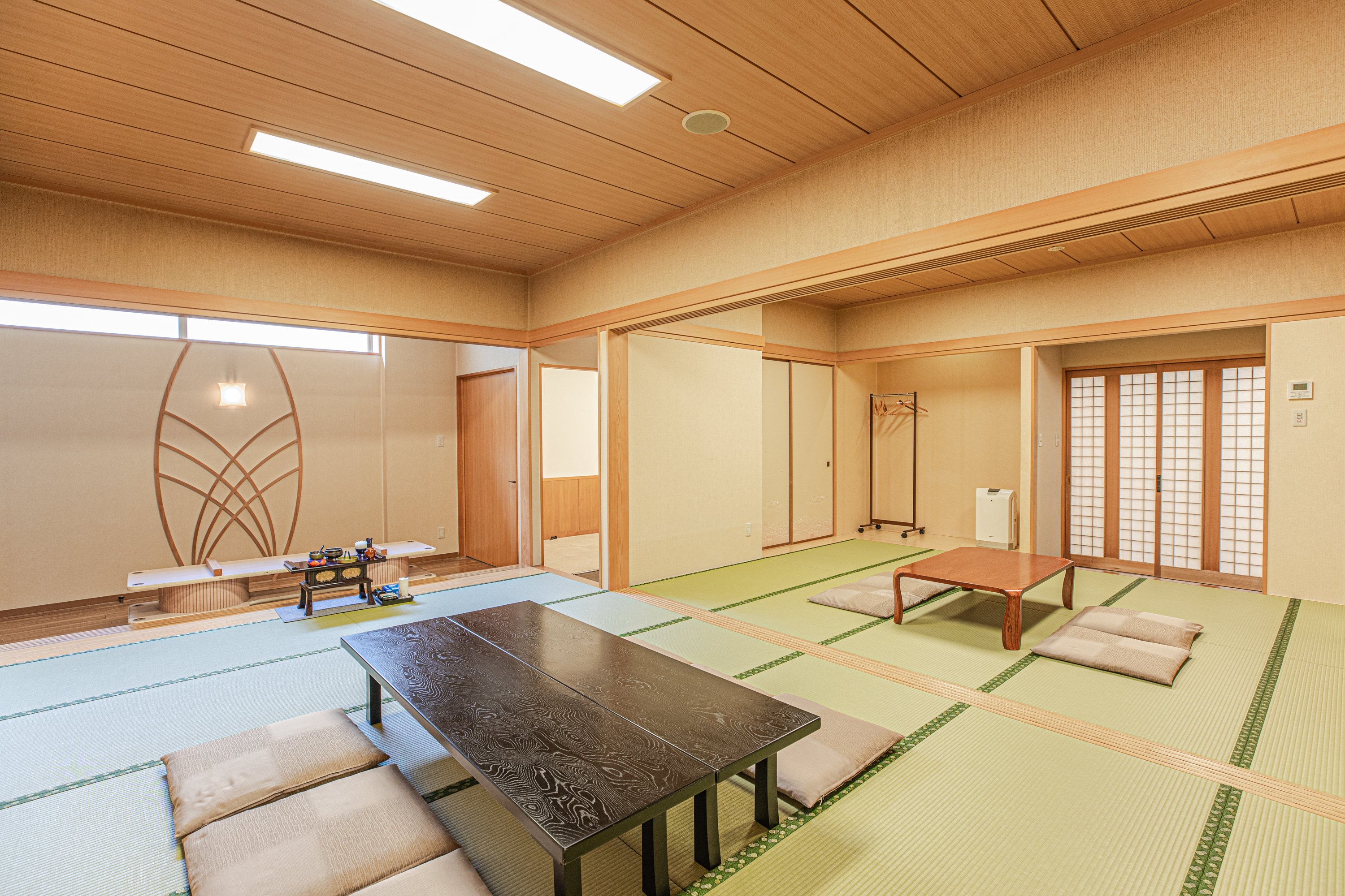 豊川市八幡ホール 3枚目
